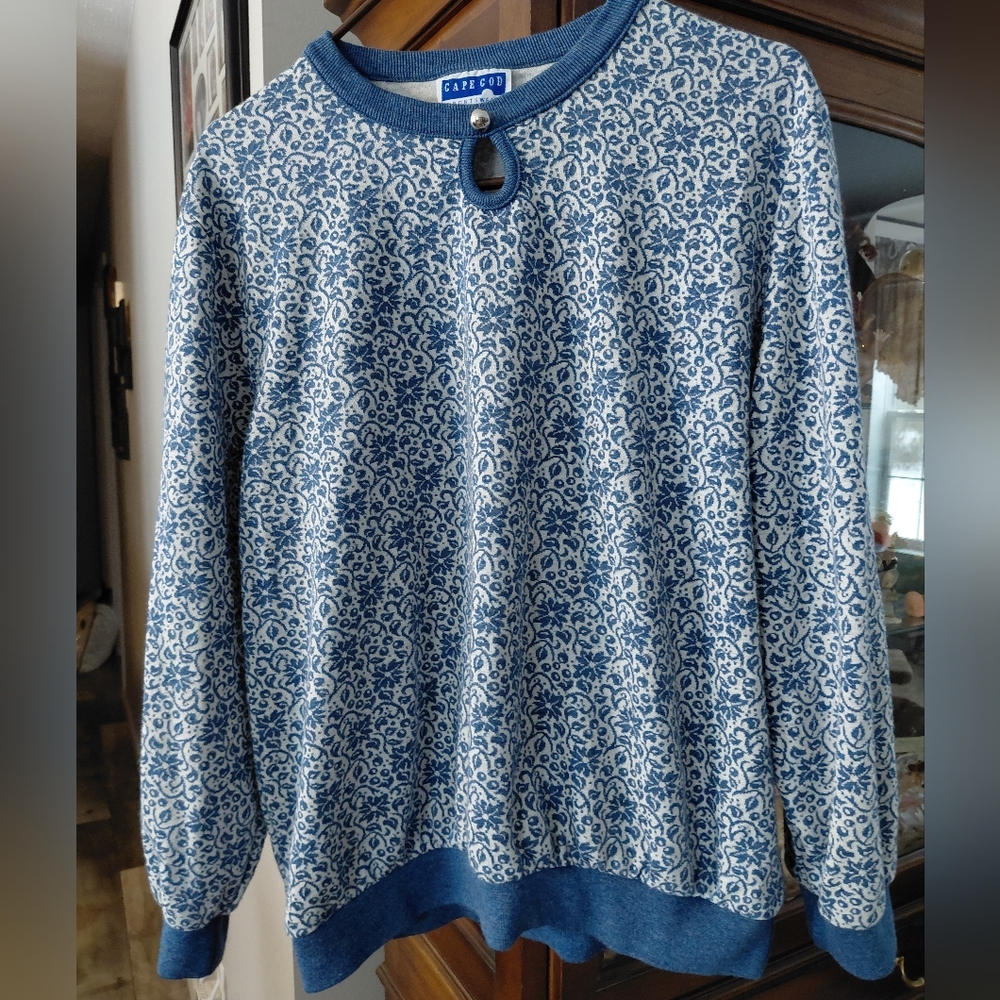 Cape Cod Casual Blue Patterned Sweatshirt